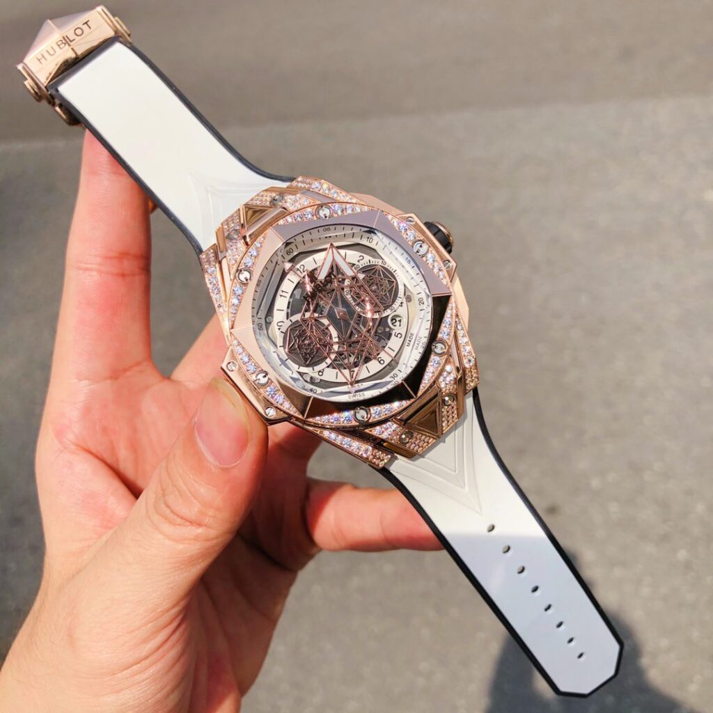 ĐỒNG HỒ HUBLOT BIG BANG UNICO SANG BLEU II KING GOLD DIAMONDS REPLICA 11 45MM