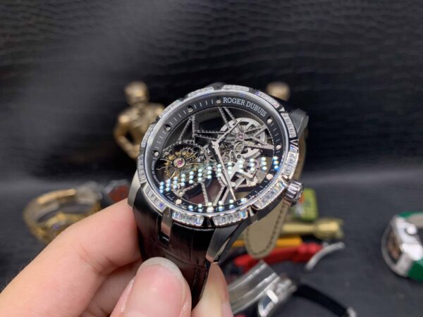 Đồng Hồ Nam Roger Dubuis Excalibur king siêu mỏng Đính Đá RDDBEX0393