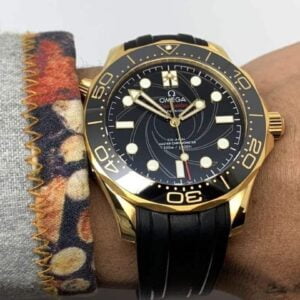 dong ho omega seamaster factory vs day cao su gold black replica cao cap 42m 4