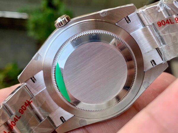 ĐỒNG HỒ ROLEX OYSTER PERPETUAL CƠ NAM DÂY KIM LOẠI MẶT MÀU ĐỎ EW FACTORY REP 1:1 CAO CẤP 41MM