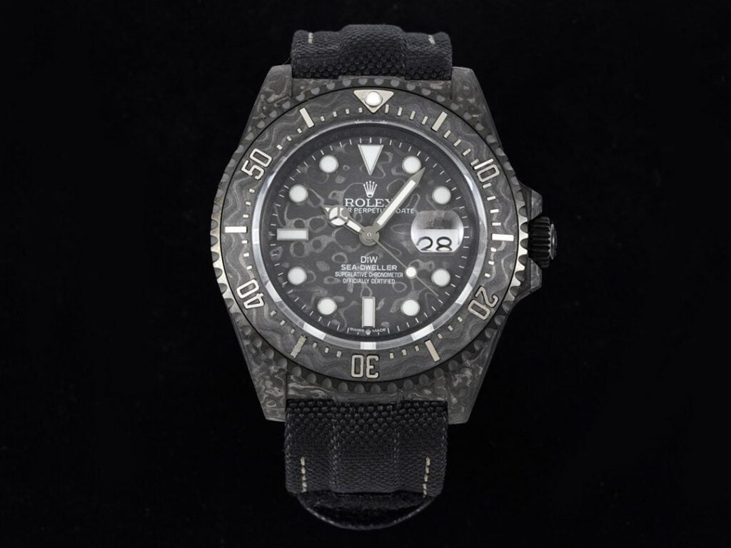 ĐỒNG HỒ NAM ROLEX SEA - DWELLER REPLICA 1:1 THIẾT KẾ SỢI CARBON 43MM