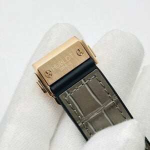 ĐỒNG HỒ NAM HUBLOT CLASSIC FUSION REPLICA 1:1 ĐÍNH ĐÁ VÀNG HỒNG 42MM