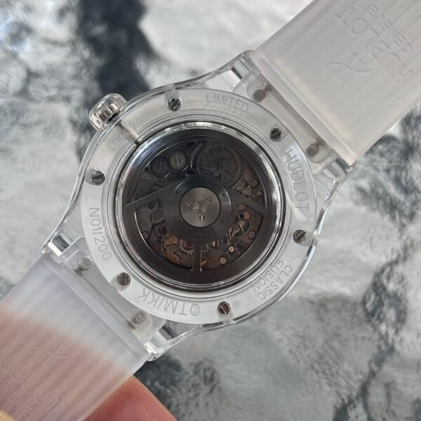 ĐỒNG HỒ NAM HUBLOT CLASSIC FUSION REPLICA DÂY CAO SU TRONG SUỐT 42MM