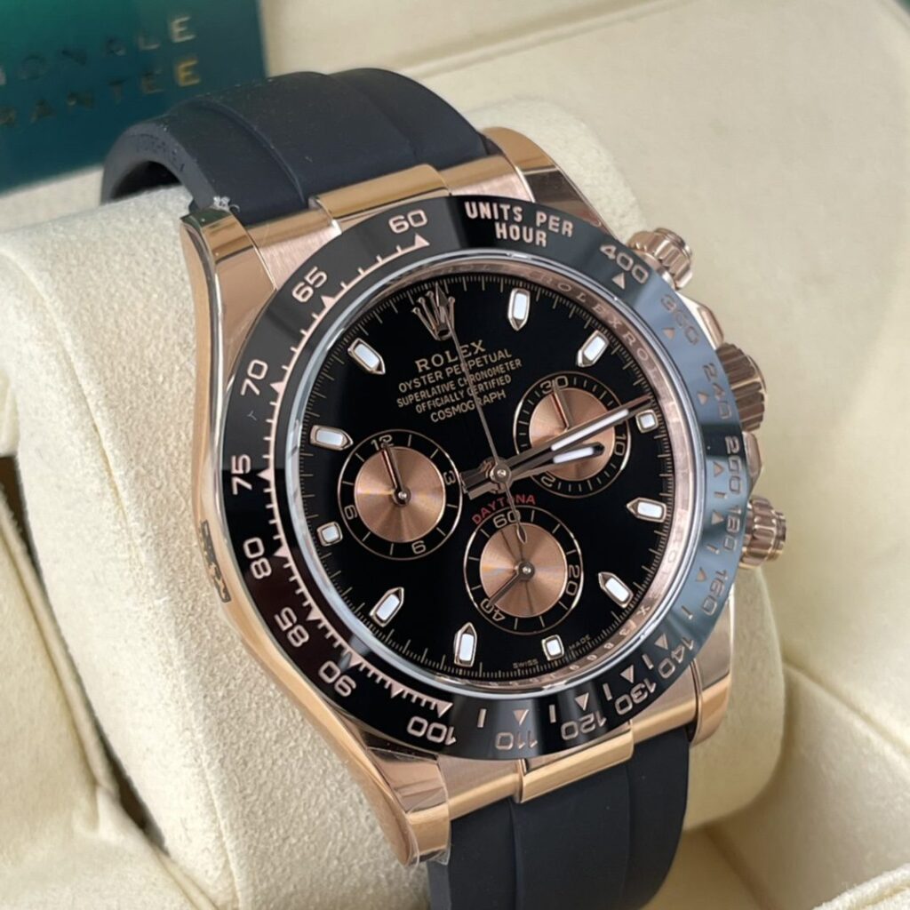 ĐỒNG HỒ NAM ROLEX DAYTONA REPLICA 1:1 BEZEL ĐEN VỎ VÀNG HỒNG 40MM