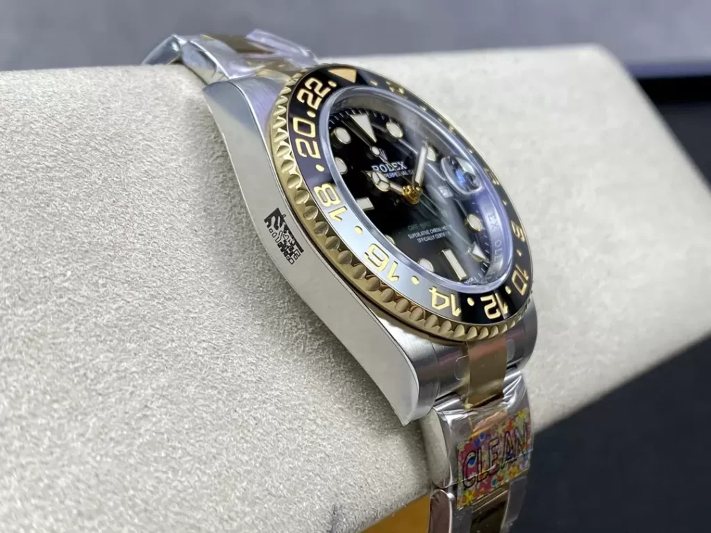 ĐỒNG HỒ NAM ROLEX GMT-MASTER II REPLICA 1:1 BEZEL GỐM HAI MÀU 40MM