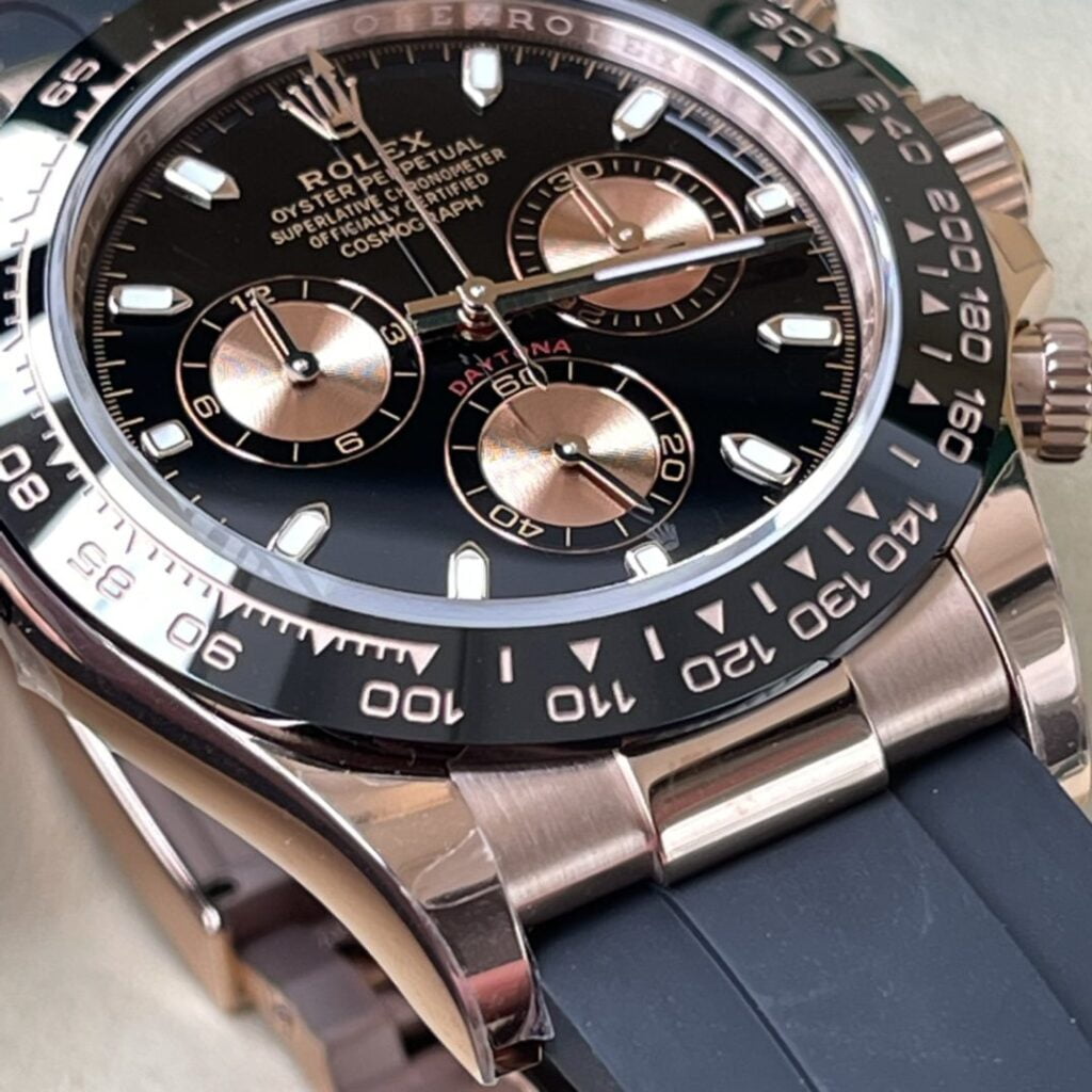 ĐỒNG HỒ NAM ROLEX DAYTONA REPLICA 1:1 BEZEL ĐEN VỎ VÀNG HỒNG 40MM