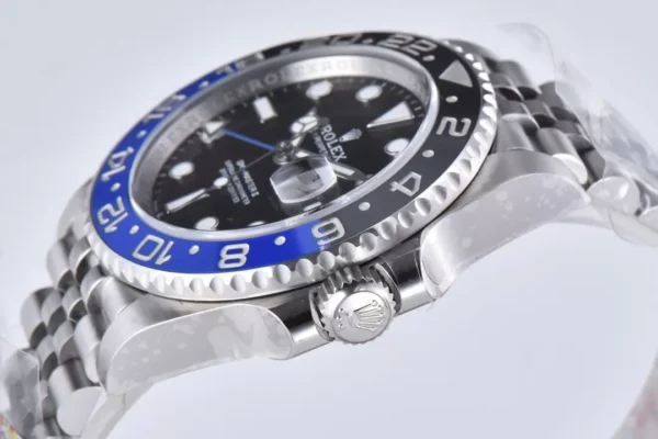 ĐỒNG HỒ NAM ROLEX GMT-MASTER II CLEAN REPLICA CAO CẤP VÒNG GỐM HAI MÀU 40MM