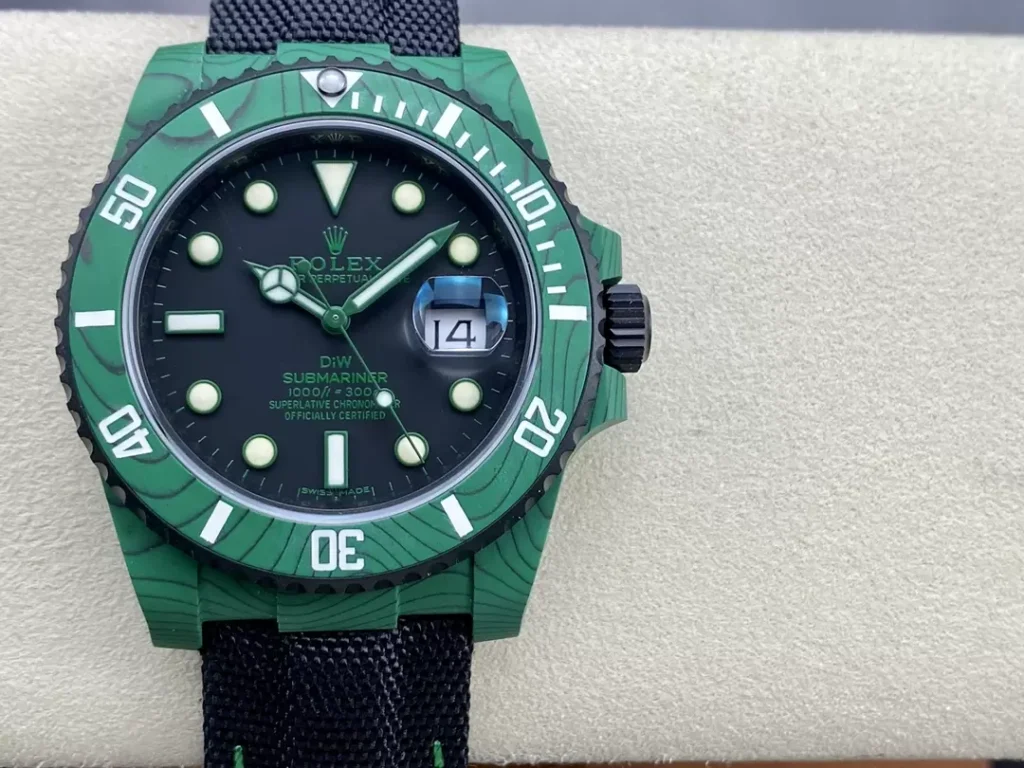 ĐỒNG HỒ NAM ROLEX SUBMARINER REPLICA CAO CẤP MẶT SỐ ĐEN VỎ XANH 40MM