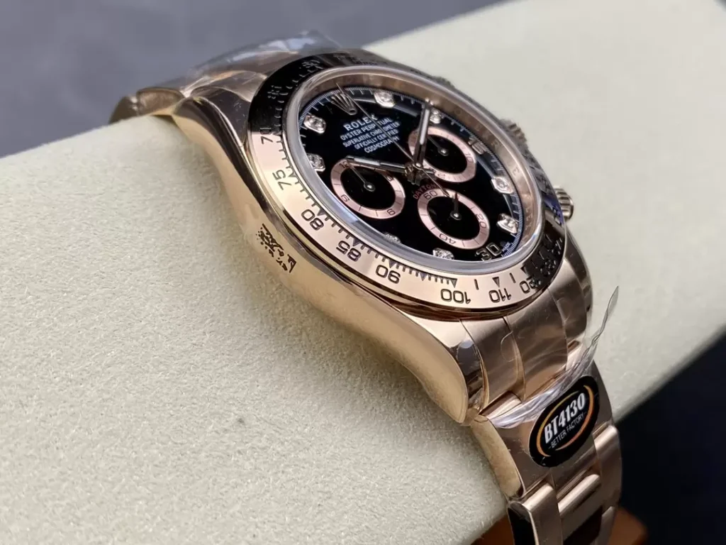 ĐỒNG HỒ NAM ROLEX DAYTONA REPLICA 1:1 MẶT SỐ ĐEN CỌC SỐ ĐÍNH ĐÁ 40MM