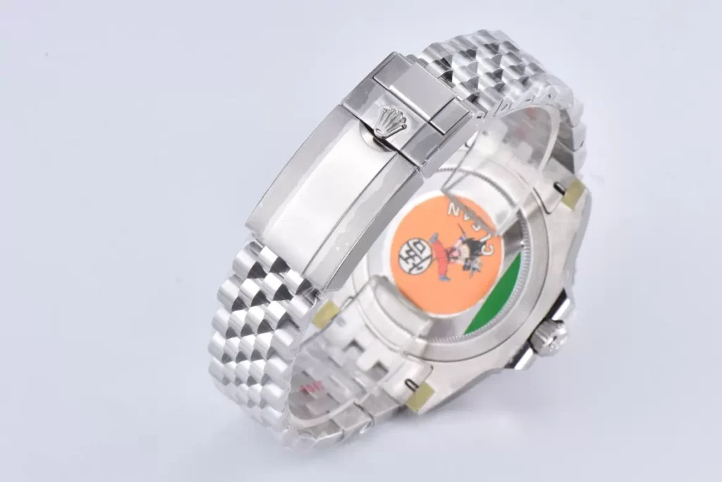 ĐỒNG HỒ NAM ROLEX GMT-MASTER II CLEAN REPLICA CAO CẤP VÒNG GỐM HAI MÀU 40MM