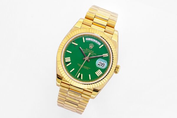 ĐỒNG HỒ NAM ROLEX DAT-DATE REPLICA CAO CẤP MẶT SỐ XANH CỌC SỐ LA MÃ 40MM