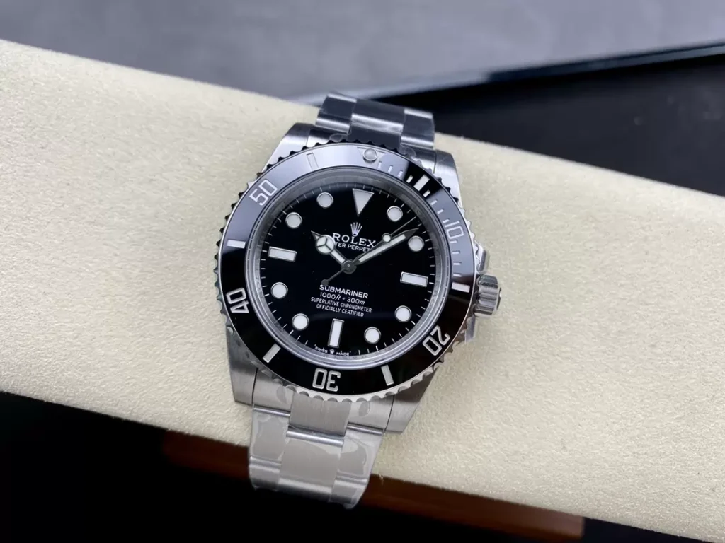 ĐỒNG HỒ NAM ROLEX SUBMARINER 124060 REPLICA 1:1 NHÀ MÁY VS MẶT SỐ ĐEN 41MM