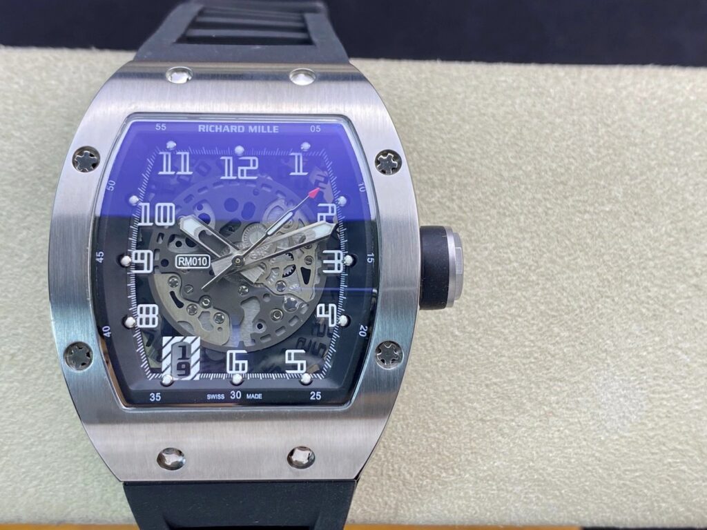 ĐỒNG HỒ NAM RICHARD MILLE RM010 FAKE CAO CẤP DÂY CAO SU MÀU ĐEN 41MM