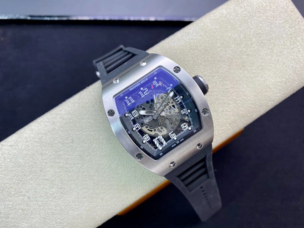 ĐỒNG HỒ NAM RICHARD MILLE RM010 FAKE CAO CẤP DÂY CAO SU MÀU ĐEN 41MM