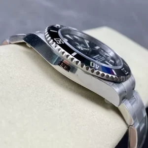 ĐỒNG HỒ NAM ROLEX SUBMARINER 124060 REPLICA 1:1 NHÀ MÁY VS MẶT SỐ ĐEN 41MM