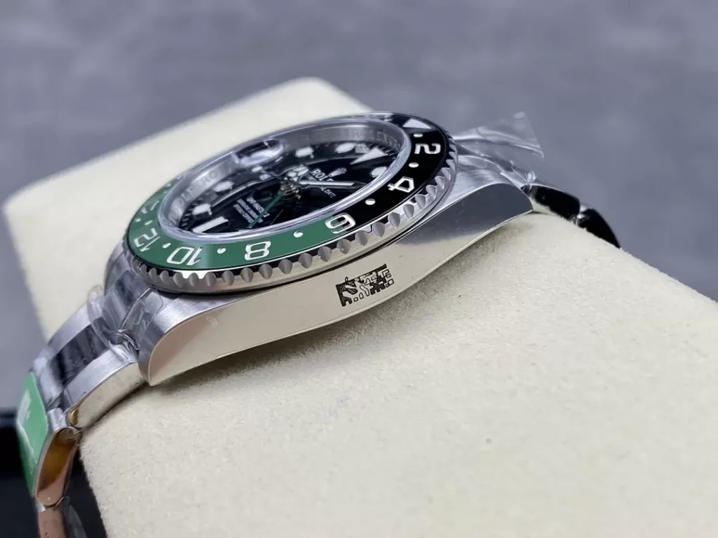 ĐỒNG HỒ NAM ROLEX GMT-MASTER II 126720 REPLICA 1:1 NHÀ MÁY C+ BEZEL GỐM 40MM