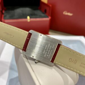 ĐỒNG HỒ NỮ CARTIER TANK MUST WSTA0056 FAKE 1:1 NHÀ MÁY DR DÂY ĐỎ 25MM