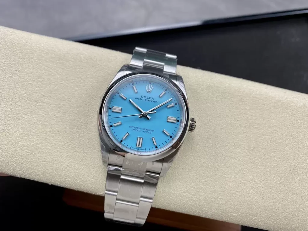 ĐỒNG HỒ NAM ROLEX OYSTER PERPETUAL 126000 REPLICA CAO CẤP NHÀ MÁY VS KHÓA HỘP 36MM