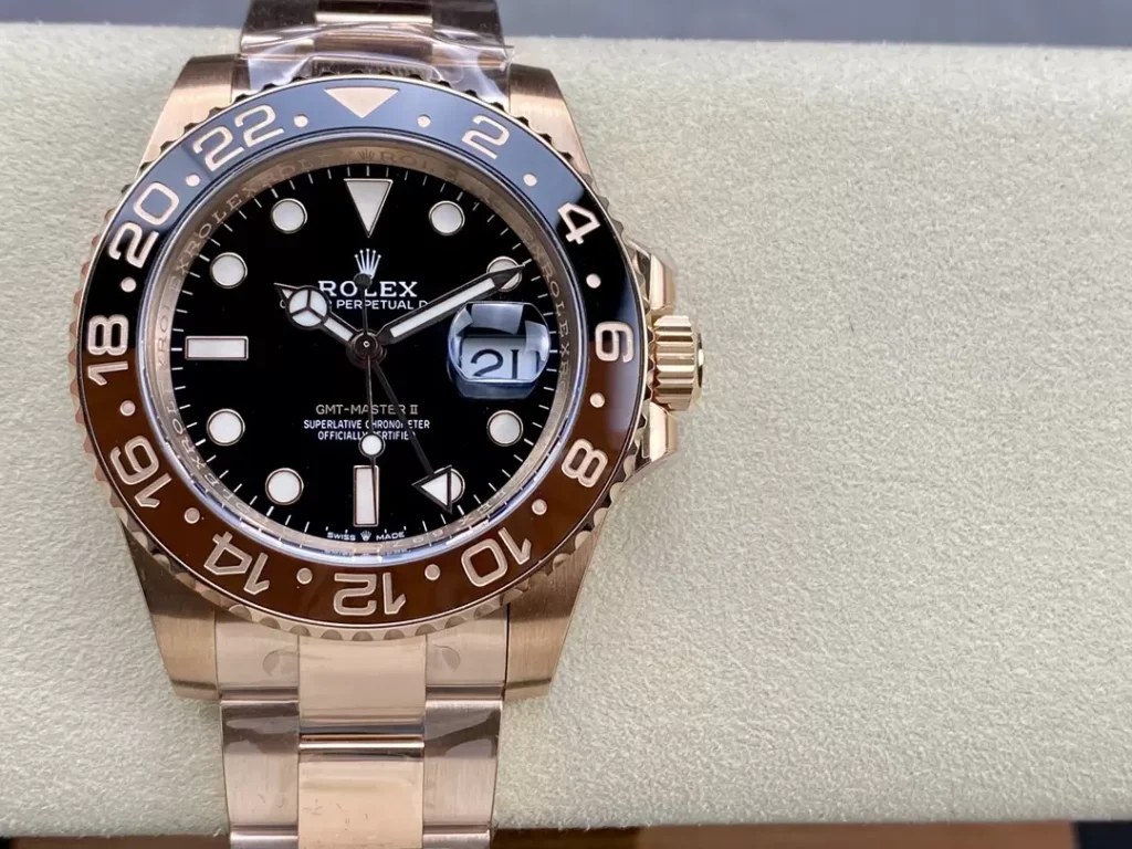 ĐỒNG HỒ NAM ROLEX GMT-MASTER II 126715 REPLICA CAO CẤP NHÀ MÁY C + VÀNG HỒNG 40MM