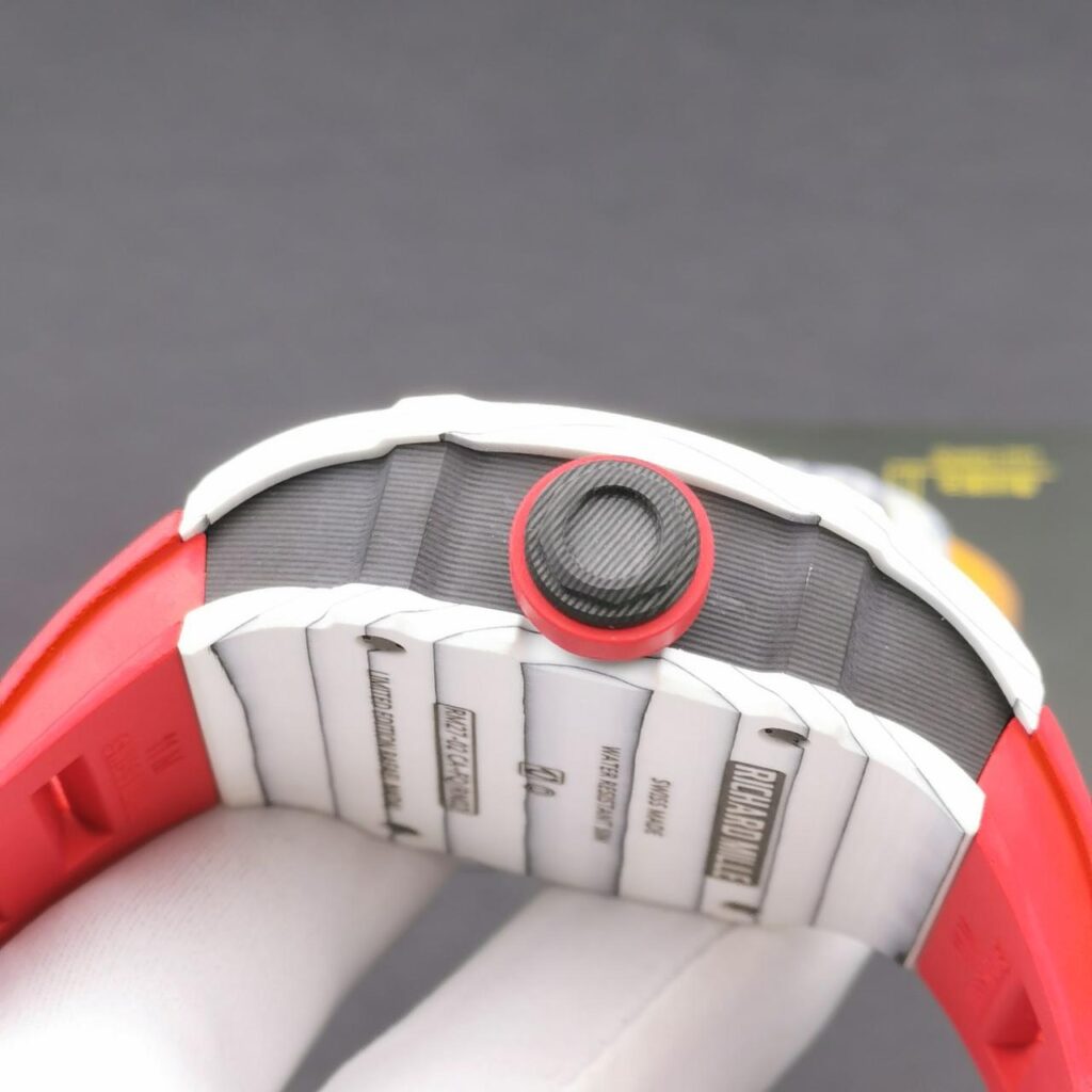 ĐỒNG HỒ NAM RICHARD MILLE RM27-02 REPLICA 11 DÂY ĐEO CAO SU ĐỎ 42MM