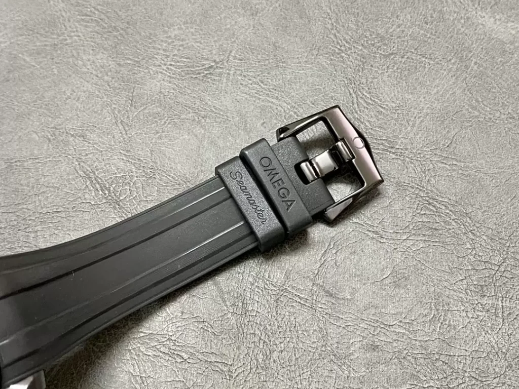ĐỒNG HỒ NAM OMEGA SEAMASTER REPLICA 11 NHÀ MÁY VS FACTORY DÂY CAO SU 43MM