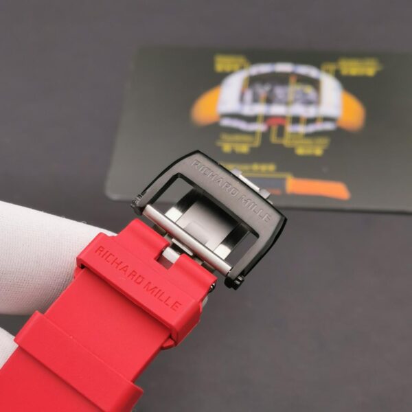ĐỒNG HỒ NAM RICHARD MILLE RM27-02 REPLICA 11 DÂY ĐEO CAO SU ĐỎ 42MM