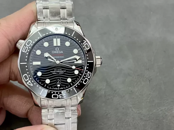 ĐỒNG HỒ NAM OMEGA SEAMASTER SUPER FAKE NHÀ MÁY VS MẶT THIẾT KẾ 42MM