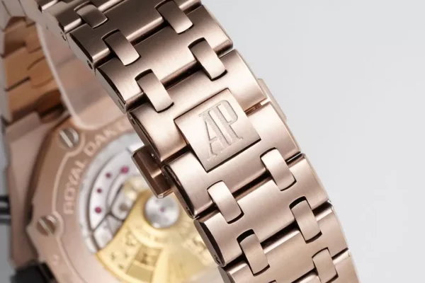 ĐỒNG HỒ AUDEMARS PIGUET ROYAL OAK OFFSHORE REPLICA 11 NHÀ MÁY APF 42MM