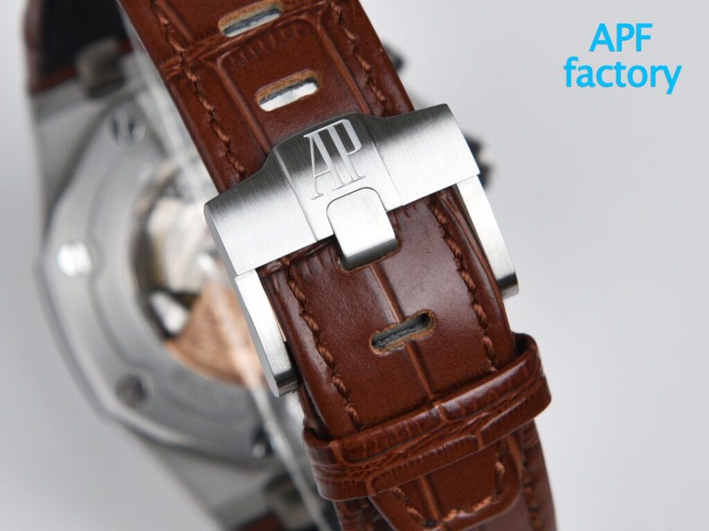 ĐỒNG HỒ AUDEMARS PIGUET ROYAL OAK OFFSHORE REP NHÀ MÁY APF CỌC DẠ QUANG 42MM