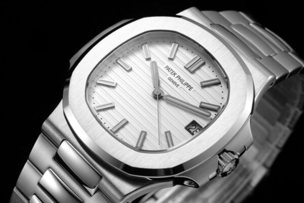 ĐỒNG HỒ PATEK PHILIPPE 5711 NAUTILUS REPLICA 11 WHITE DIAL 3K FACTORY 40MM (4)