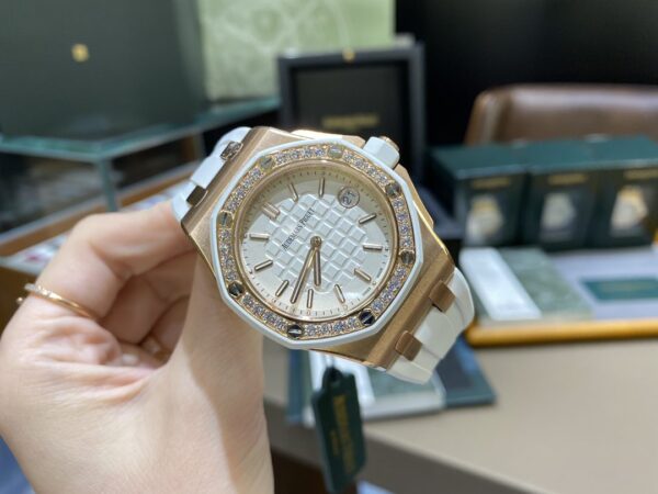 ĐỒNG HỒ AUDEMARS PIGUET ROYAL OAK OFSHORE 675040SK FAKE MÀU VÀNG 37MM