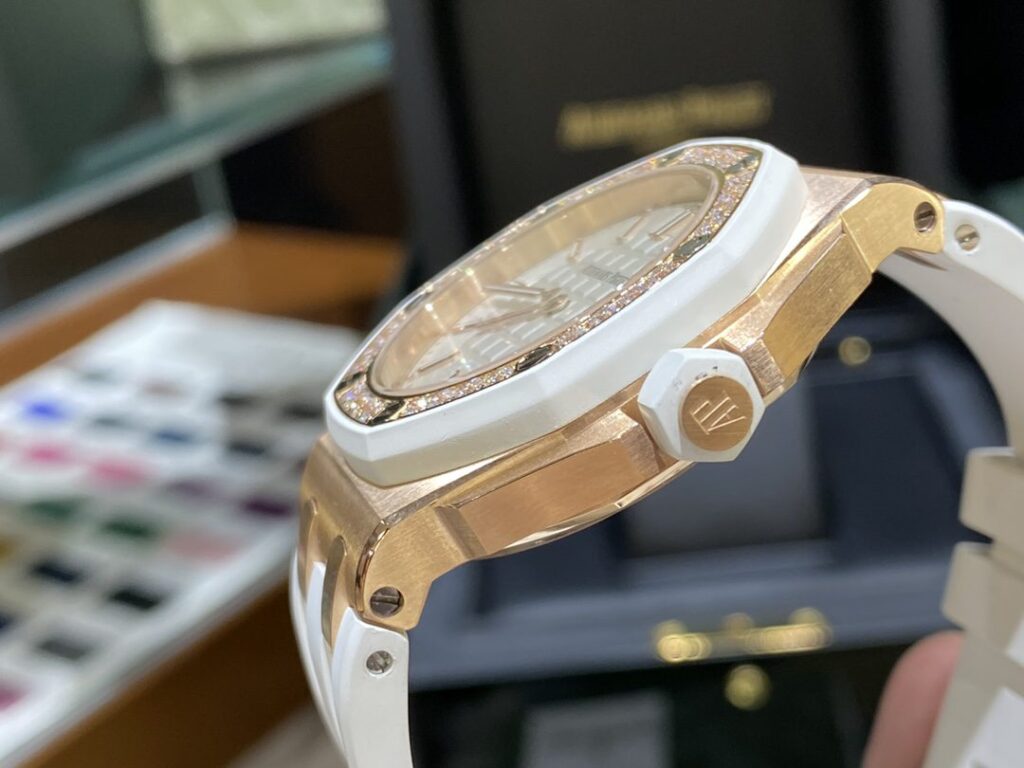 ĐỒNG HỒ AUDEMARS PIGUET ROYAL OAK OFSHORE 675040SK FAKE MÀU VÀNG 37MM