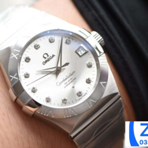 ĐỒNG HỒ NAM OMEGA CONSTELLATION FAKE 1:1 NHÀ MÁY VS MẶT CHẢI TIA 38MM