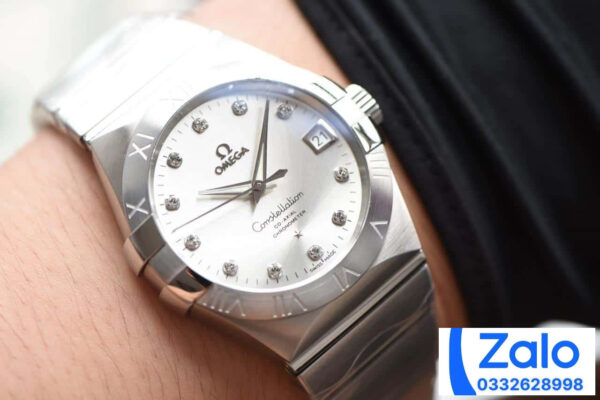 ĐỒNG HỒ NAM OMEGA CONSTELLATION FAKE 1:1 NHÀ MÁY VS MẶT CHẢI TIA 38MM