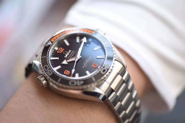 ĐỒNG HỒ NAM OMEGA SEAMASTER FAKE CAO CẤP NHÀ MÁY VS DÂY CAO THÉP 43MM