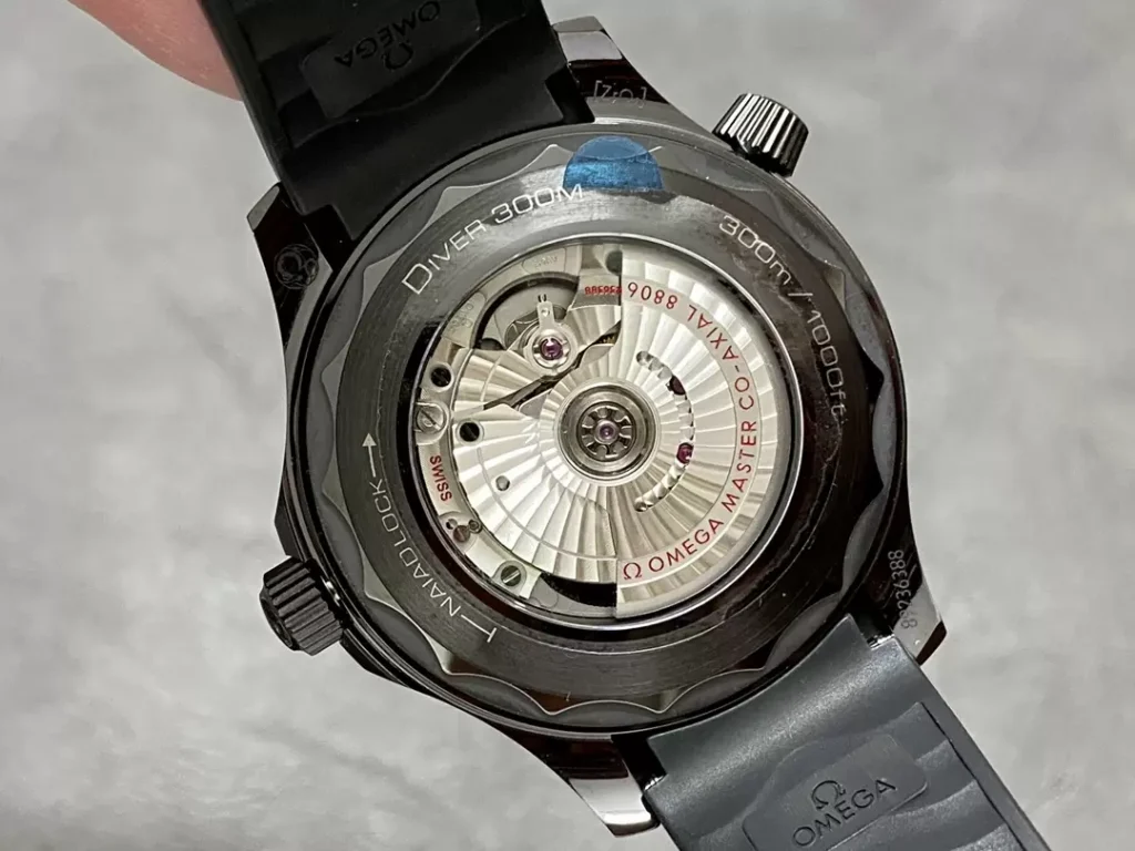 ĐỒNG HỒ NAM OMEGA SEAMASTER REPLICA 11 NHÀ MÁY VS FACTORY DÂY CAO SU 43MM