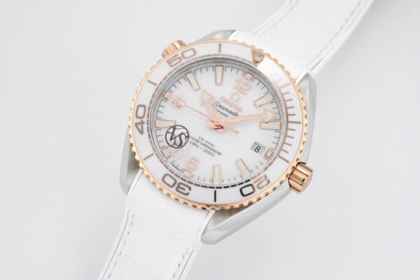 ĐỒNG HỒ NỮ OMEGA SEAMASTER FAKE 11 NHÀ MÁY VS FACTORY BEZEL TRẮNG 39.5MM