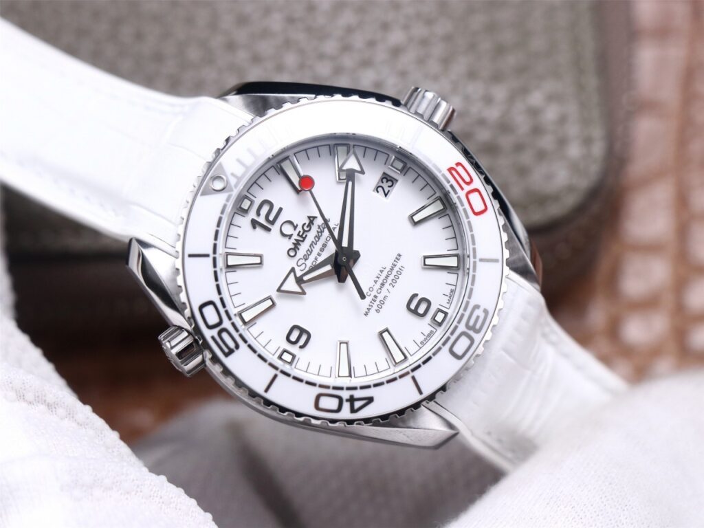 ĐỒNG HỒ NỮ OMEGA SEAMASTER FAKE CAO CẤP NHÀ MÁY VS MÀU TRẮNG 39.5MM