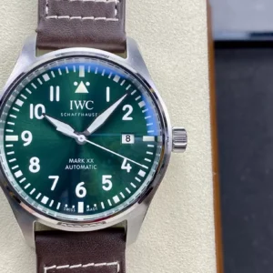 ĐỒNG HỒ IWC PILOT’S IW328205 FAKE CAO CẤP NHÀ MÁY M+ FACTORY MẶT XANH 40MM