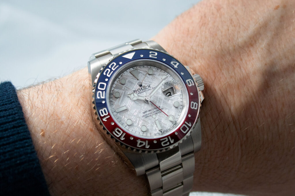 Kinh Ngạc Chiếc Đồng Hồ Rolex Của Diễn Viên Hài Anh Đức Trị Giá 1,7 Tỷ Đồng
