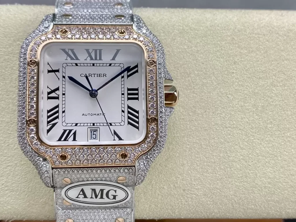 ĐỒNG HỒ CARTIER SANTOS DEMI ROSE GOLD REP 11 ĐÍNH FULL ĐÁ AMG FACTORY 40MM (2)