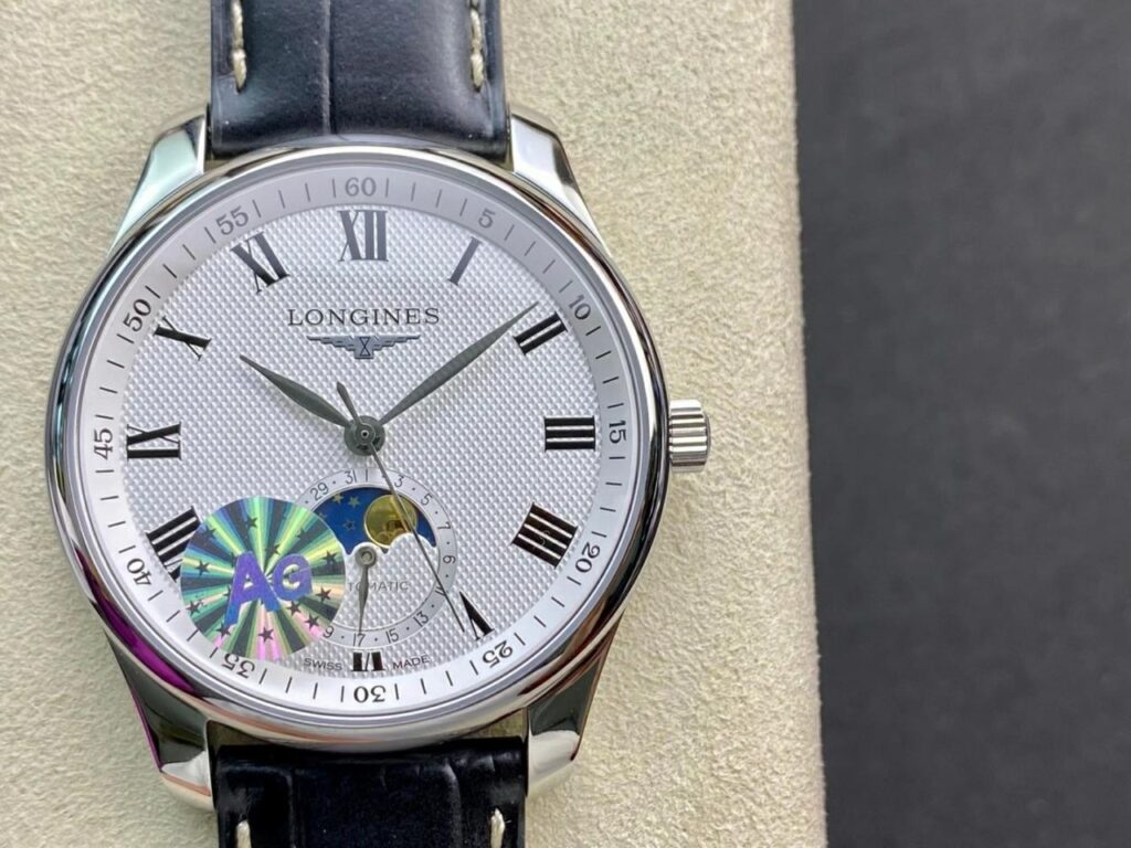 ĐỒNG HỒ LONGINES MASTER MOONPHASE L2.909.4.97.6 FAKE 11 NAM CỌC SỐ LA MÃ 40MM (2)