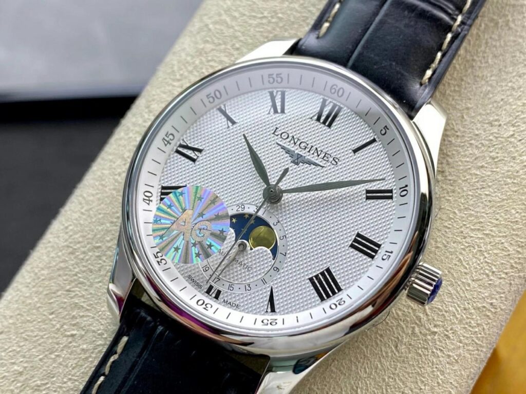 ĐỒNG HỒ LONGINES MASTER MOONPHASE L2.909.4.97.6 FAKE 11 NAM CỌC SỐ LA MÃ 40MM (2)