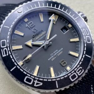 ĐỒNG HỒ OMEGA SEAMASTER REPLICA CAO CẤP VIỀN GỐM DÂY CAO SU CAO CẤP 43,5MM