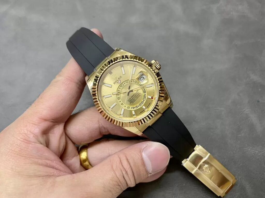 ĐỒNG HỒ ROLEX SKY DWELLER 336238 REP 11 MẶT VÀNG CỌC SỐ DẠ QUANG 42MM