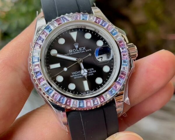 ĐỒNG HỒ ROLEX YACHT-MASTER REPLICA 11 NIỀNG FULL ĐÁ BAGUETTE DÂY CAO SU CAO CẤP 41MM