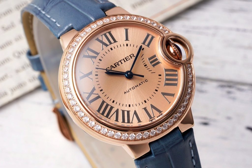 ĐỒNG HỒ CARTIER REPLICA 11 MẶT VÀNG SỐ LA MÃ NHÀ MÁY AF 33MM