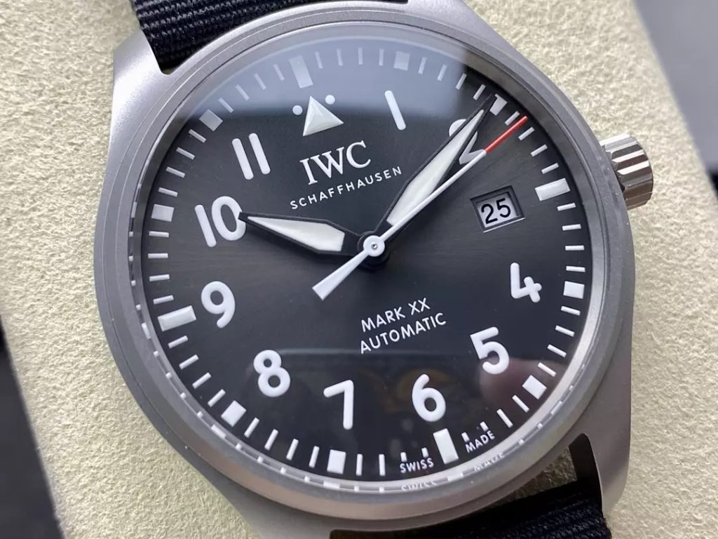 ĐỒNG HỒ IWC PILOT'S IW328209 REPLICA 11 MẶT XÁM FULL SET NHÀ MÁY M+ 40MM