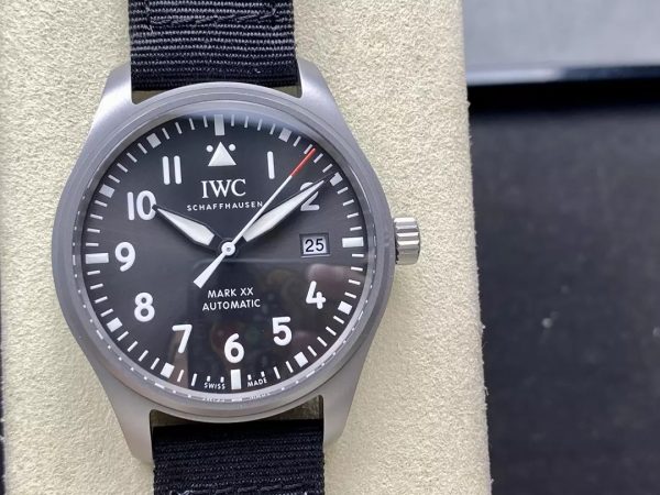 ĐỒNG HỒ IWC PILOT'S IW328209 REPLICA 11 MẶT XÁM FULL SET NHÀ MÁY M+ 40MM