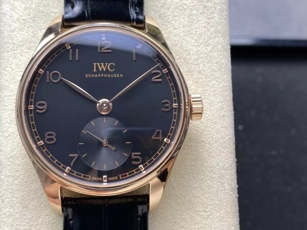 ĐỒNG HỒ IWC SCHAFFHAUSEN REPLICA IW358401 MẶT ĐEN NHÀ MÁY GR 41MM